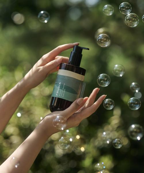 100% Aroma Scent Refrust Body Wash 300ml & Body Lotion 200ml Set (+ Gift Box & 2 Mini Body Washes)