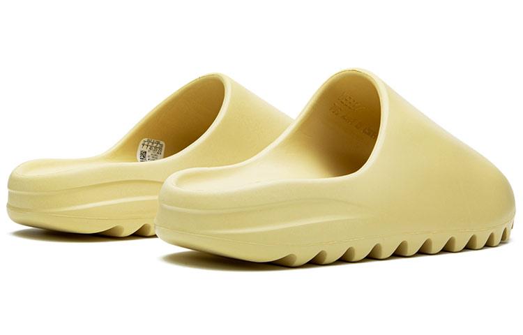 Yeezy Slides Adidas Originals 'Desert Sand' FW6344