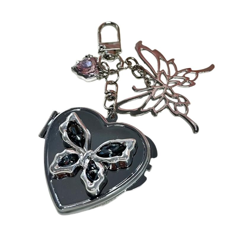 Vintage Style Butterfly Heart Keychain Lightweight Butterfly Heart Keychain With Vintage Appeal for Bags Keys Backpacks