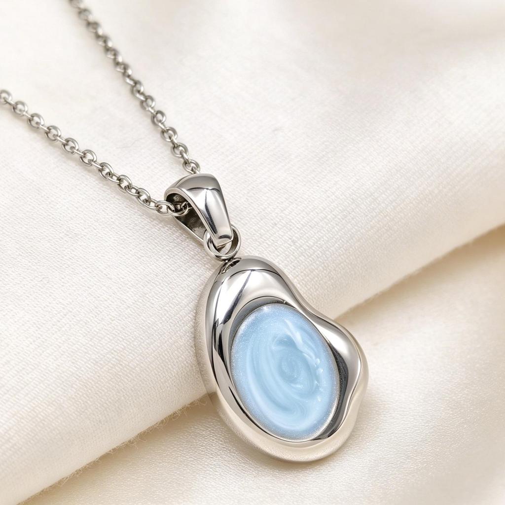 Elegant Egg-shaped Pendant Necklace - Versatile High-end Fashion Jewelry
