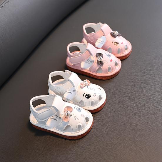 

1 пара ультралегких сандалий для девочек, практичные летние пляжные сандалии для маленьких девочек, поглощающие удары