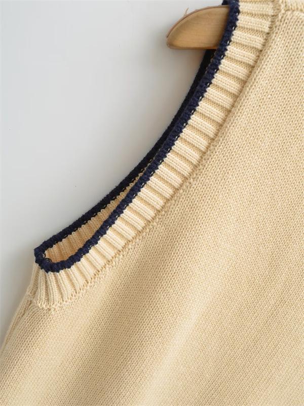 Women's Retro Color-Block Knit Vest: College Style, Polo Collar, Slim Fit, Elegant Camisole Layer