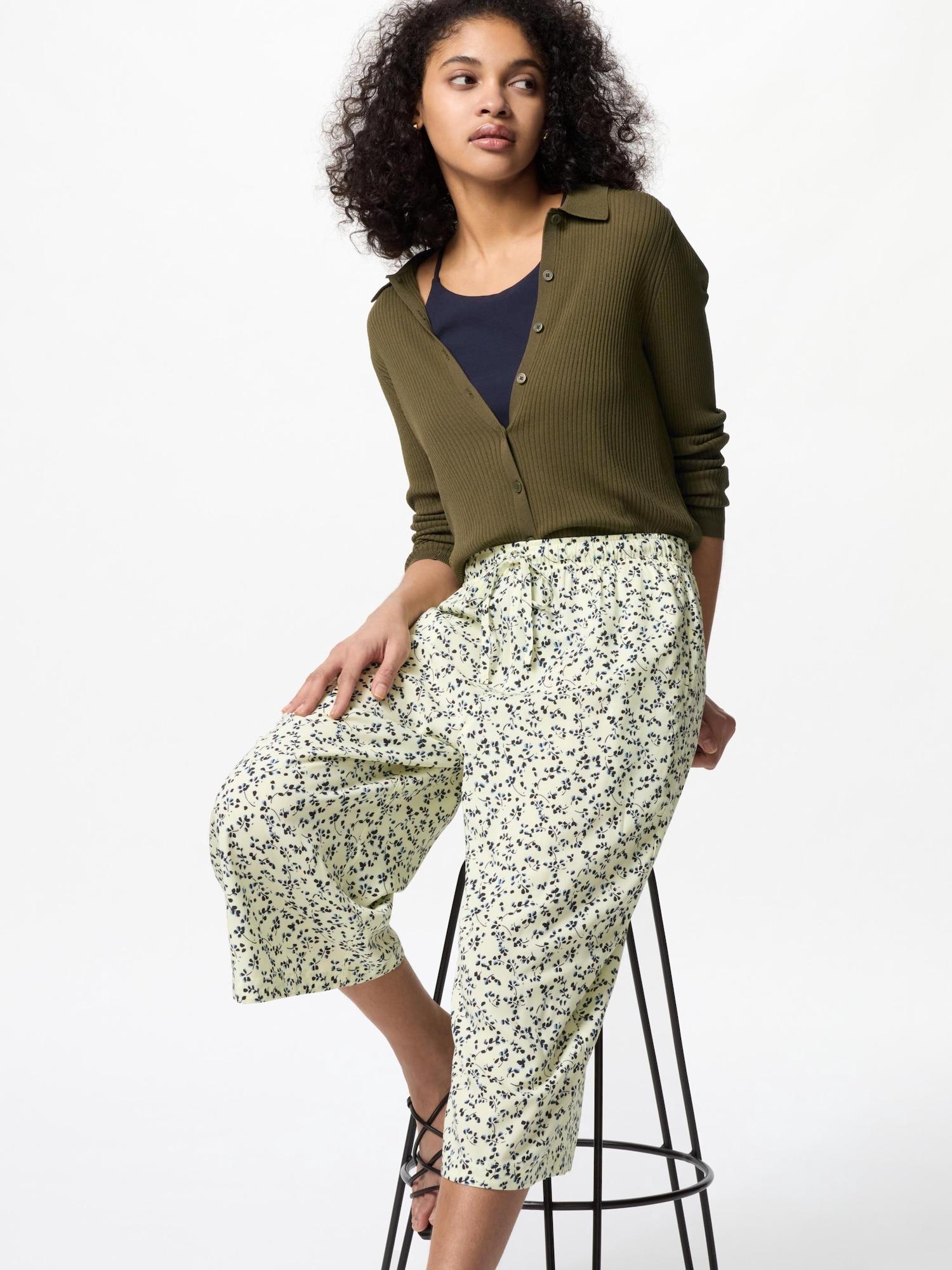 

Uniqlo Укороченные брюки Rayon Relaco с маленьким цветком