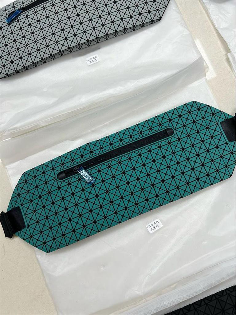 2024 Japan Diamond Pattern Unisex Crossbody Waist and Chest Bag - Casual Fashion Street Small Messenger Bag