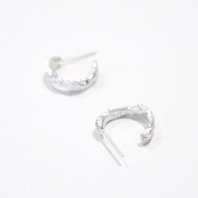 

FLIT Yunseul E01 SILVER