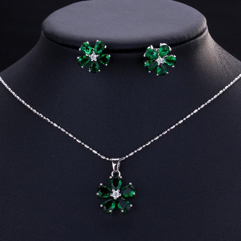 

Ювелирный набор из маленькой цепочки, женский набор ожерелья и серег. зелёный