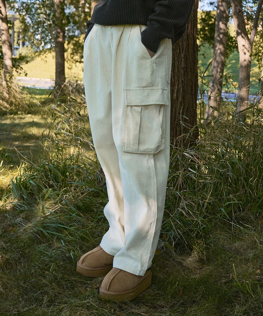 Peullukeu Corduroy Cargo Pants Ivory Fpt115