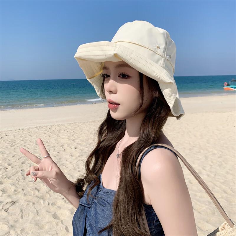 Женская двусторонняя летняя панама