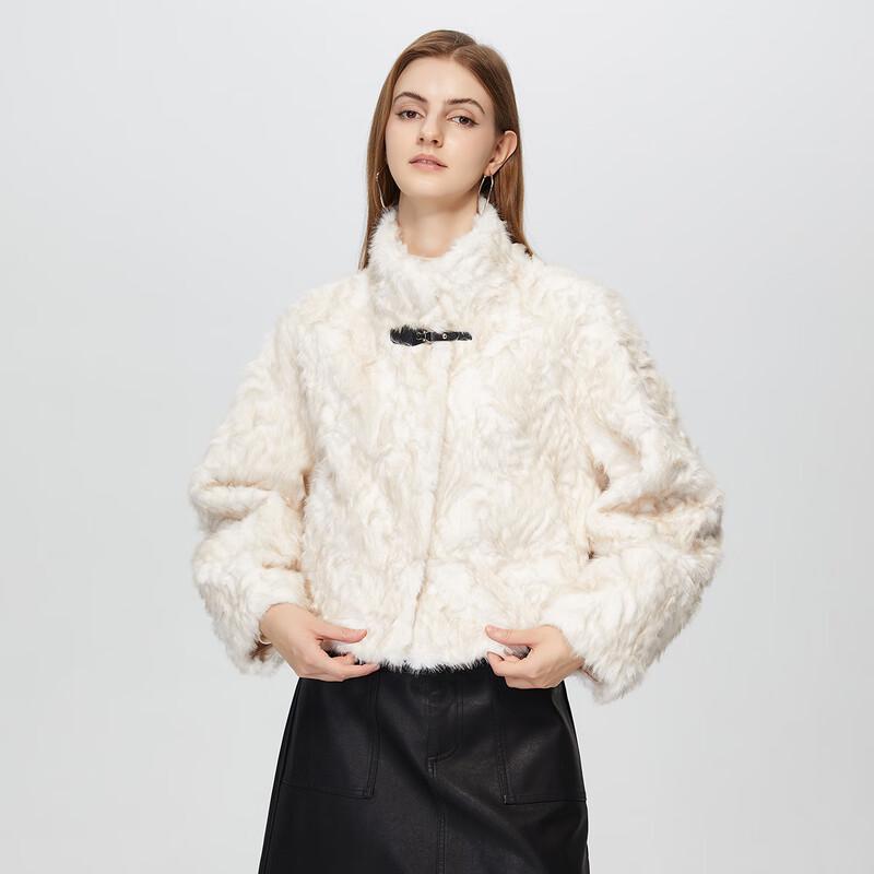 

Women s Fluffy Short Winter Coat M