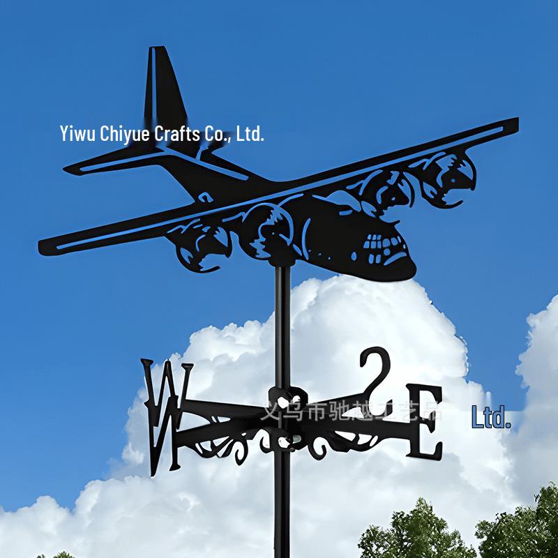 Weather Vane Ornament: Outdoor Wrought Iron Spray-Painted Roof Decoration Metal Craft