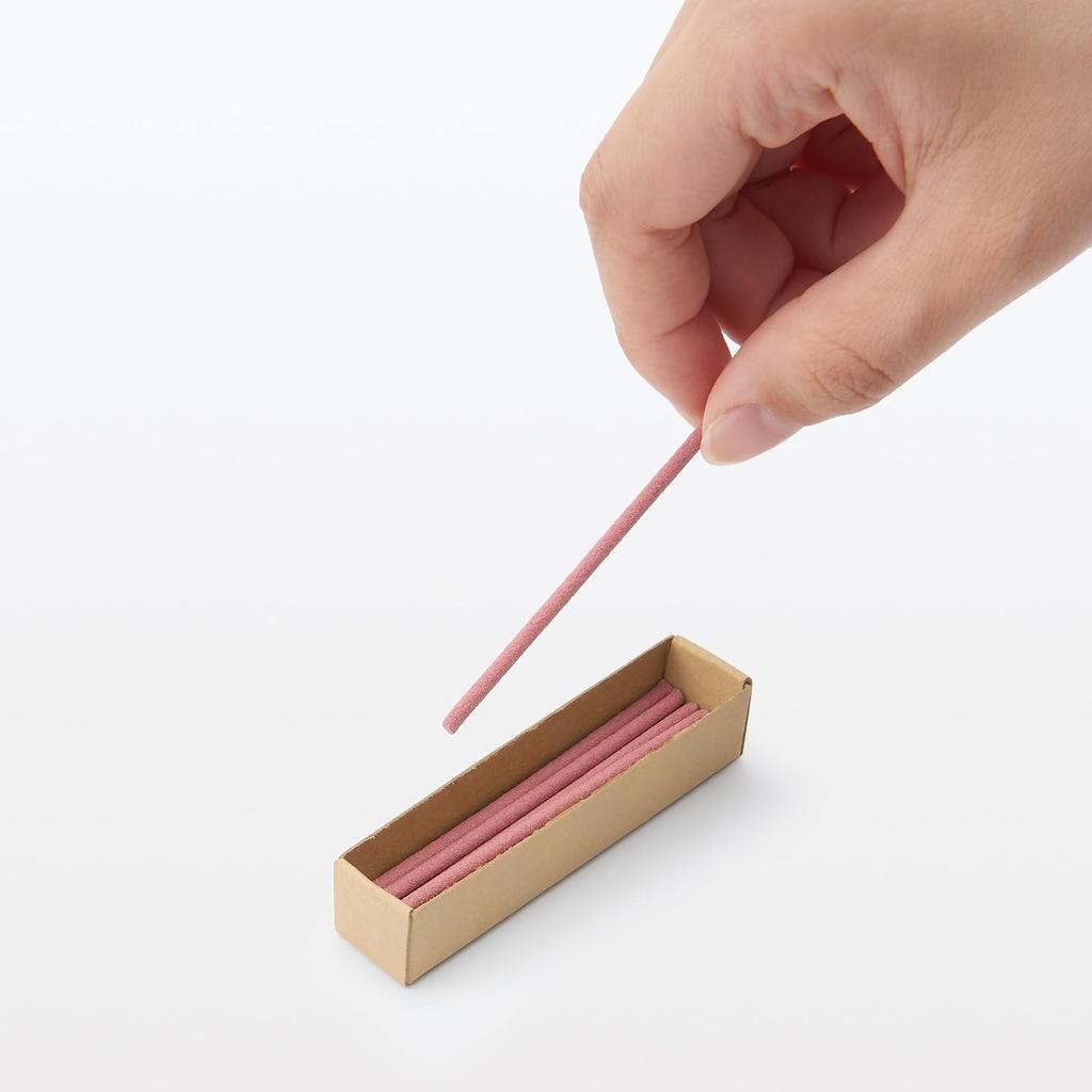 MUJI Fig Scented Incense 12 Sticks - 1.8 X 1.8 X 7.9cm, Japanese Room Fragrance