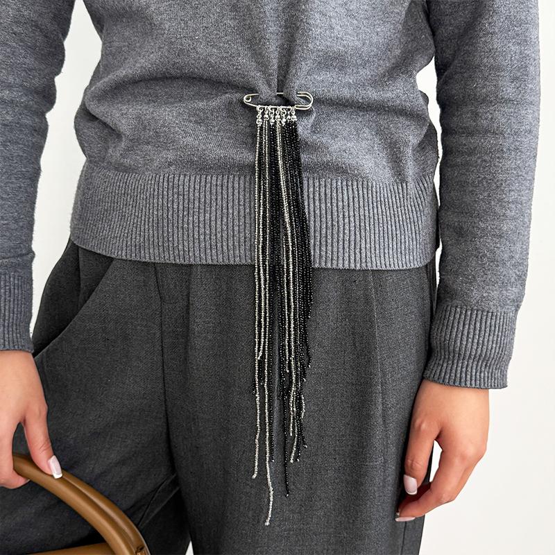 1PC Understated Luxury Multi-functional Brooch Beaded Tassel Gifts Exquisite Alloy Elegance Tassel Lightweight Fixed Buckle Suit