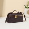 New Classic Handmade Woven Box Bag, Fashionable Handheld Makeup Bag, Single Shoulder Crossbody Box, Tofu Small Square Bag