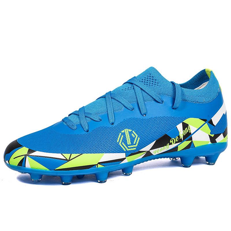 

A 2025 new low-top football shoe student youth adult AG spike grass training shoes men 39