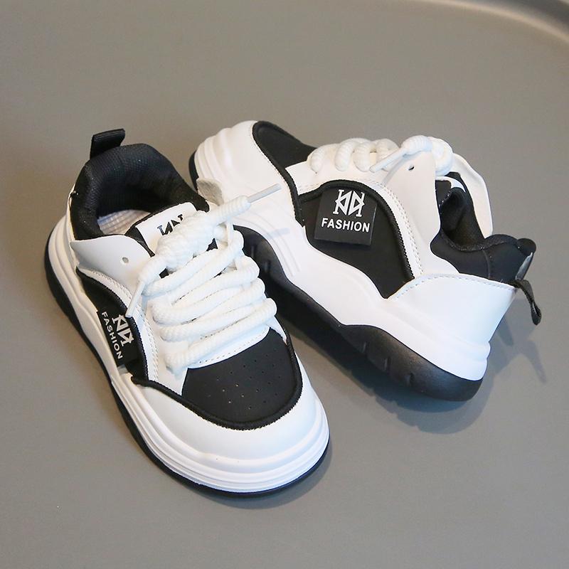 Children's Spring New Leather Upper Sneakers Middle Large Children's Casual Shoes Boys and Girls Soft Sole Students Tennis Shoes