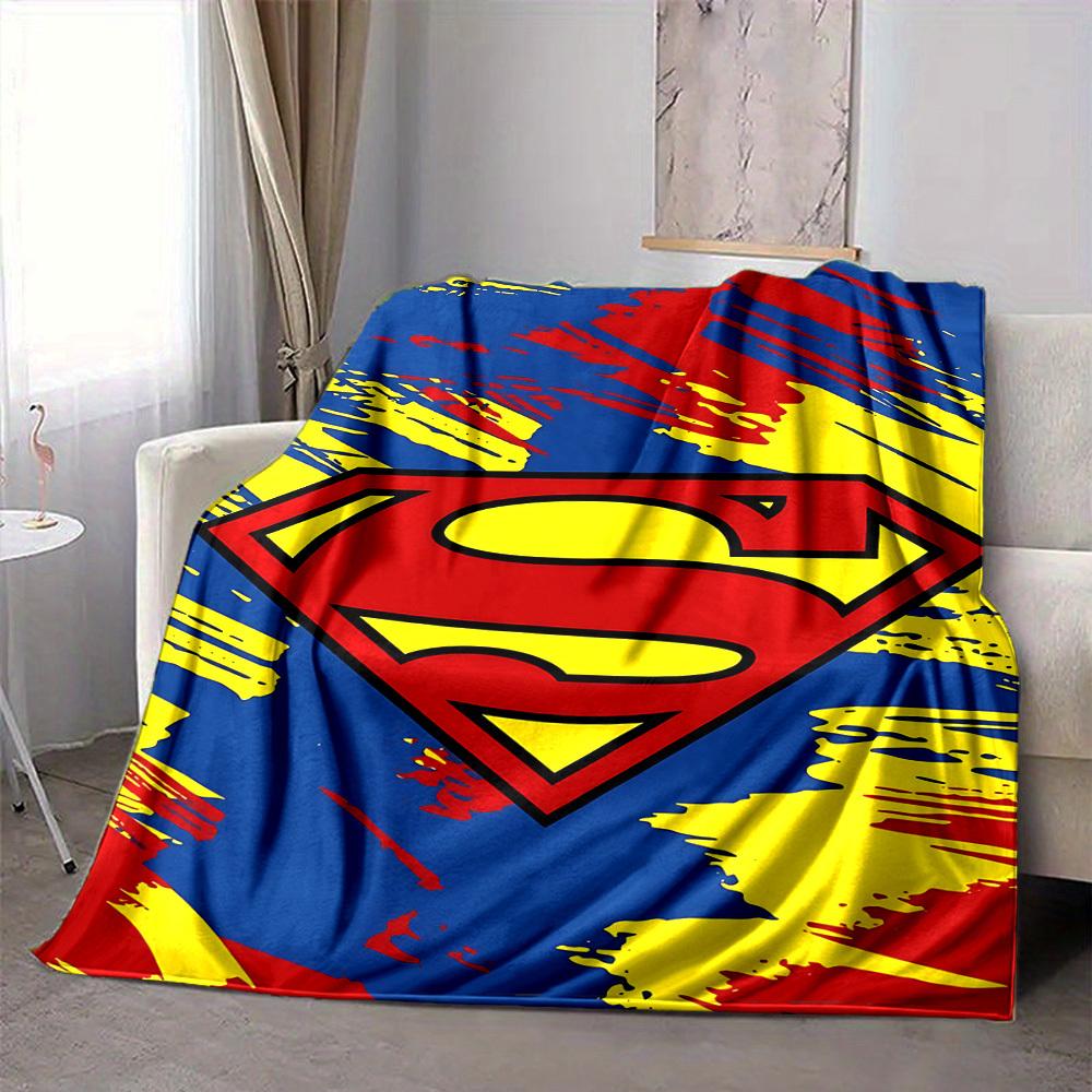 

1pc Superhero Symbol Flannel Throw Blanket Lightweight Soft Warm All Season Blanket for Sofa, Bed, Travel,L1028140 80x120cm