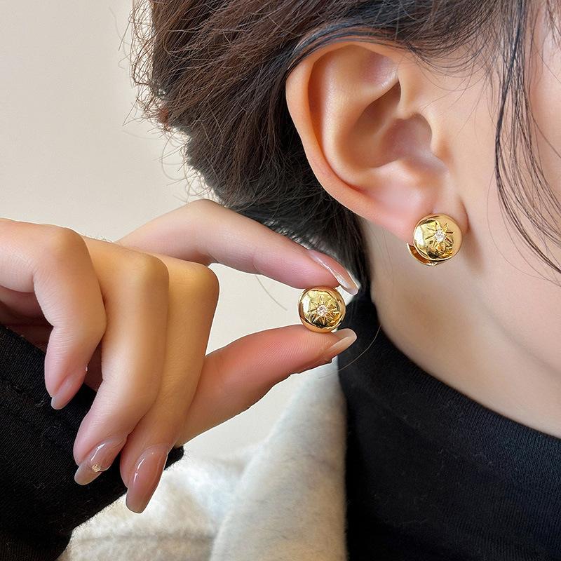 Metal Earrings, Round Ball Octagram Zircon Ear Buckles, Women's High-end Sense Light Luxury Niche Design Exaggerated Style Earrings