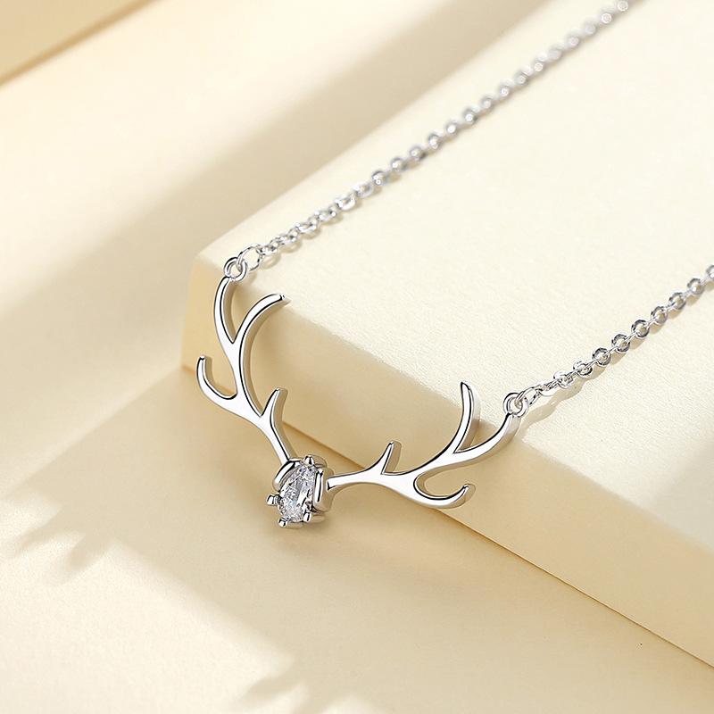 Yilu Road You Necklace Women's Japanese and Korean Fashion Temperament Simple Personality Little Elk Antler Pendant Clavicle Chain Neck Chain