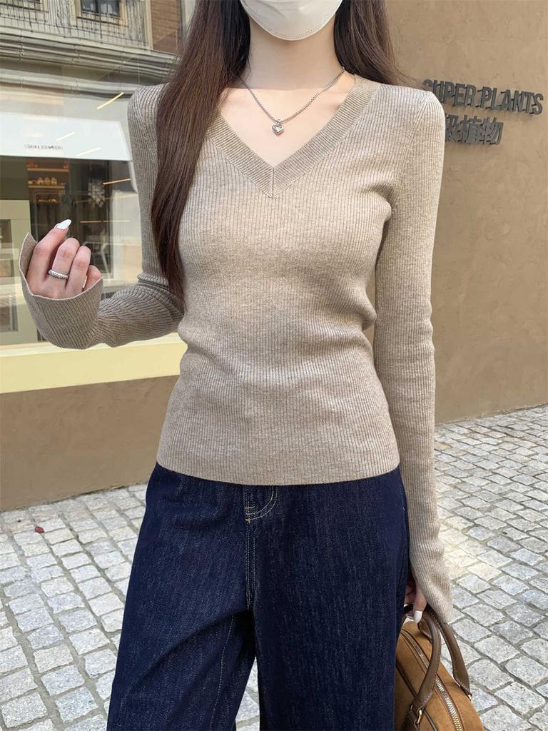 Pure desire wind v-neck inner knitted sweater women's autumn and winter new slim-fit high-end front shoulder long-sleeved top backing sweater