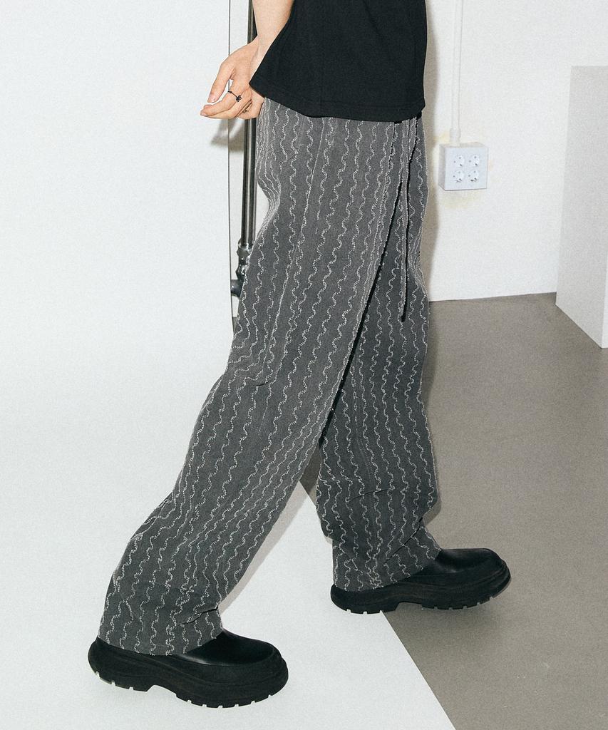 F8KE CHEMICAL CLUB Wavy Denim Jeans