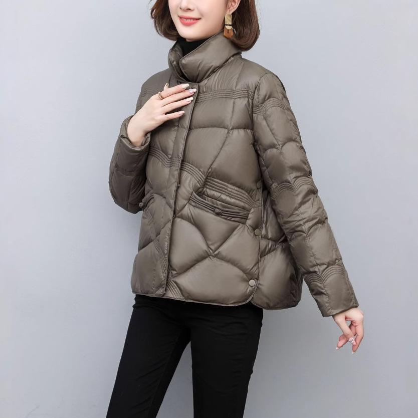 

2024 Women s Winter Lightweight Short Down Jacket – Petite, Casual, Stand-Up Collar, White Duck Down XL (Ideal for 125-135 jin) чёрный