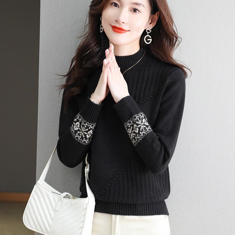 Half Turtleneck Sweater for Women Short and Stylish Solid-color Knitted Top Mid-neck Pullover for Autumn and Winter
