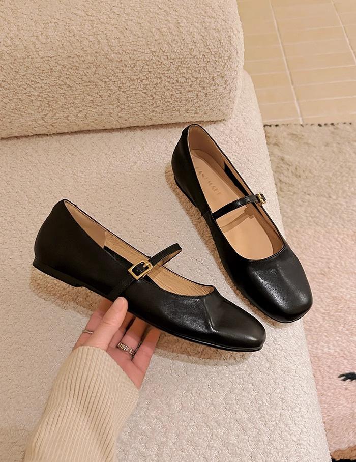 2025 spring and autumn Korean style daughter round head one-word buckle red ballet Mary Jane shoes flat shoes