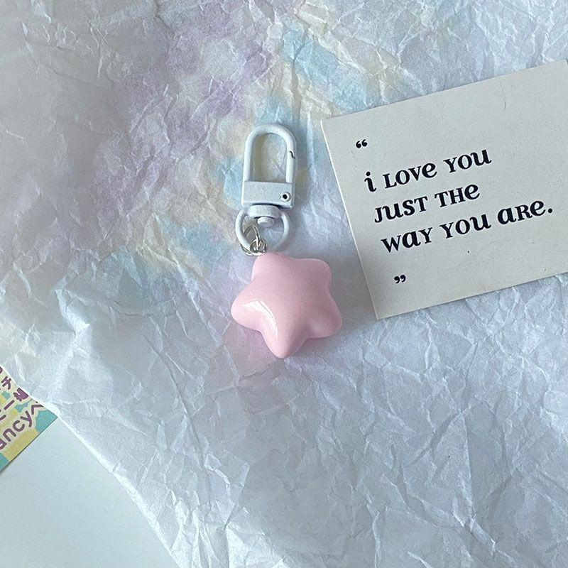 

Пухлый брелок в виде звезды с заварным кремом: Милая, мягкая подвеска в виде пятиконечной звезды для студентов и лучших подруг.