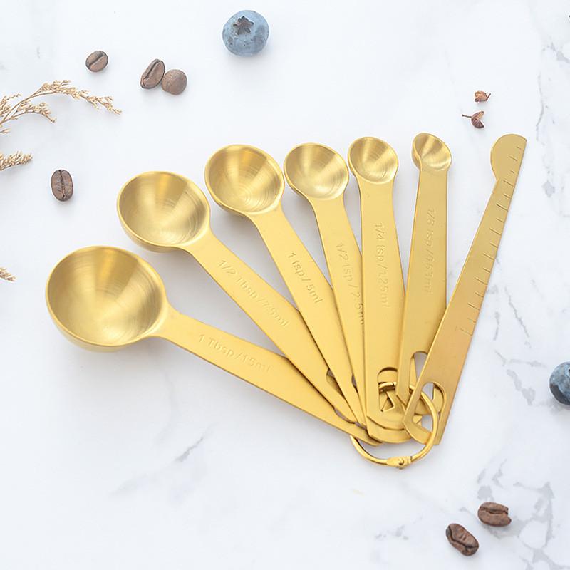 Black Sleek Stainless Steel Measuring Spoon Set For Baking And Cooking With Handle Extended