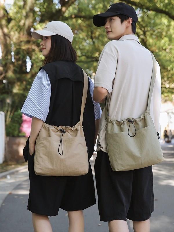 Nylon Casual Bucket Bag For Travel And Leisure With Drawstring Closure For Men And Women