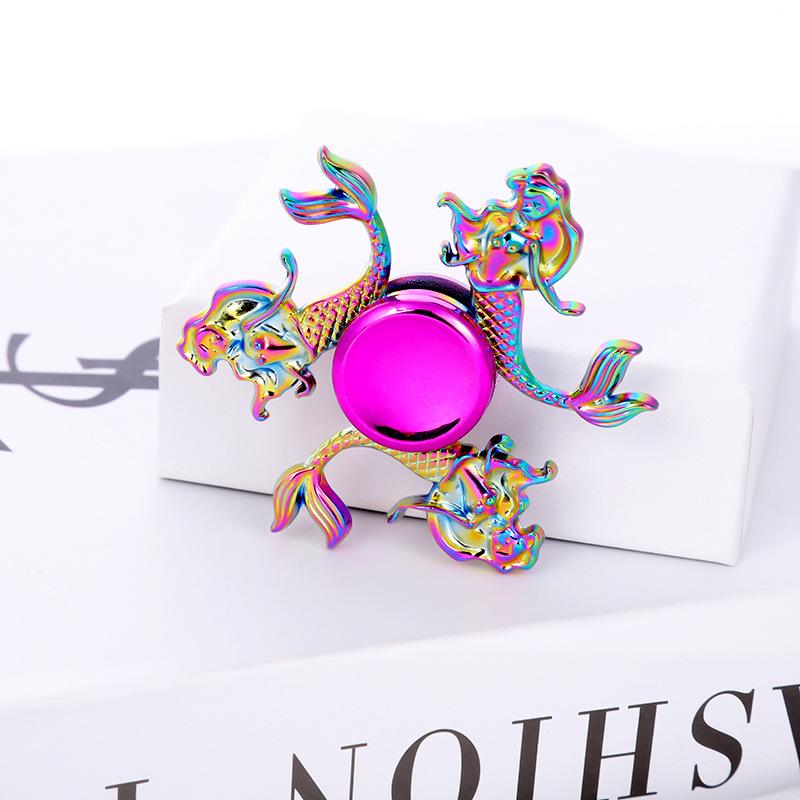 Metallischer Fidget Spinner mit landschaftlichem Motiv: Beliebtes Promi-Straßenmarkt-Dekompressionsspielzeug