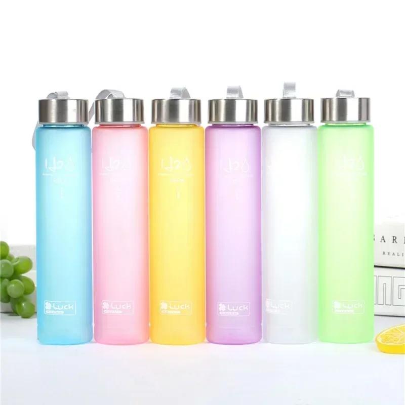 Frosted Vakuumflaschen Transparent Drinkware Plastikbecher Kostenloser Versand Artikel Sport Wasserflasche Camping Getränkebehälter Fitnessstudio