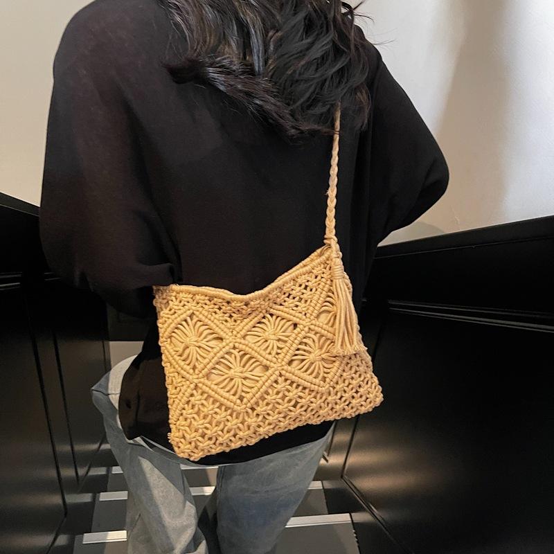 Handmade Cotton Rope Fringed Woven Bag 2025 Summer New Single Shoulder Oblique Span Straw Woven Bag Casual Women's Bag