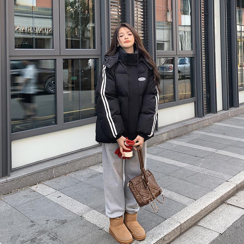 Schwarze Daunenbaumwolljacke Damen 2025 Winter Neu Koreanisch Locker College-Paar Vielseitige Kapuzenjacke Verdickt Gepolstert