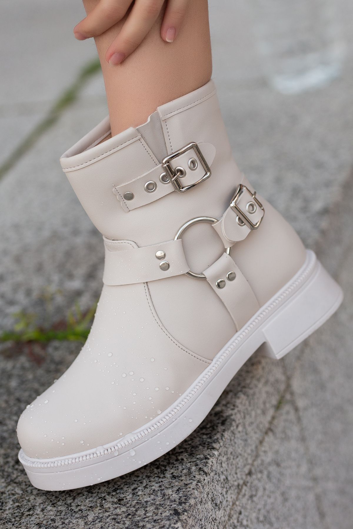 

Women Modern Stylish Fashion Water And Cold Proof Women s Winter Boots 36