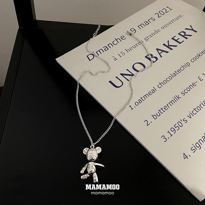 Graffiti Bear Pendant Necklace for Women – Retro Korean-Japanese Style Hip Hop Clavicle Chain