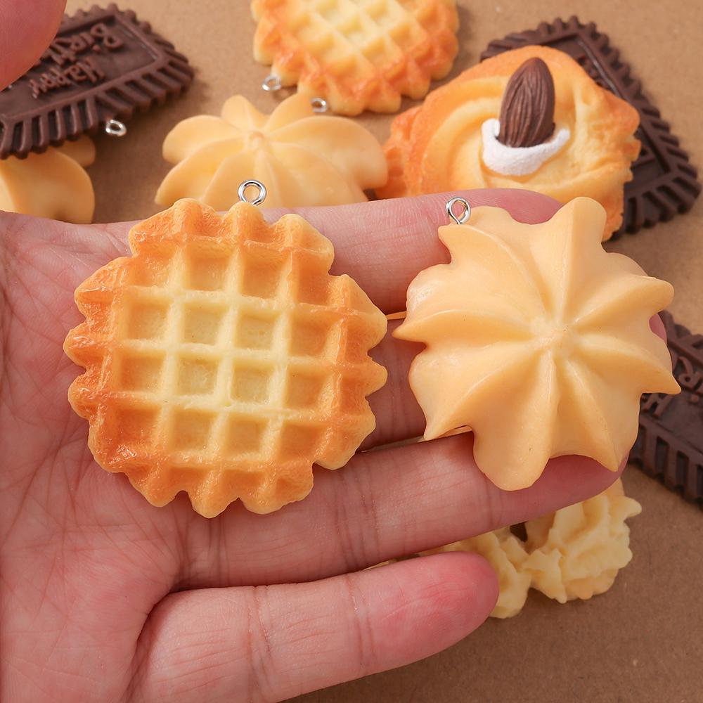 4Pcs Resin Simulation Waffle Cookies Biscuits Charms Pendants For Jewelry Making Necklace Earring Diy Handmade Accessories
