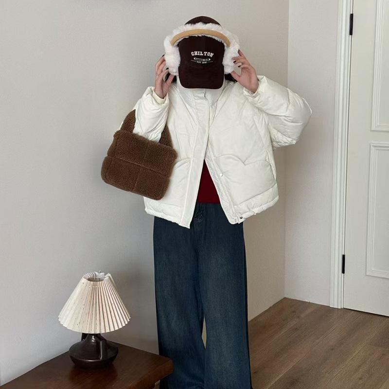 Korean love pocket down jacket women's short 2025 winter sweet stand-up collar warm white duck down small bread jacket
