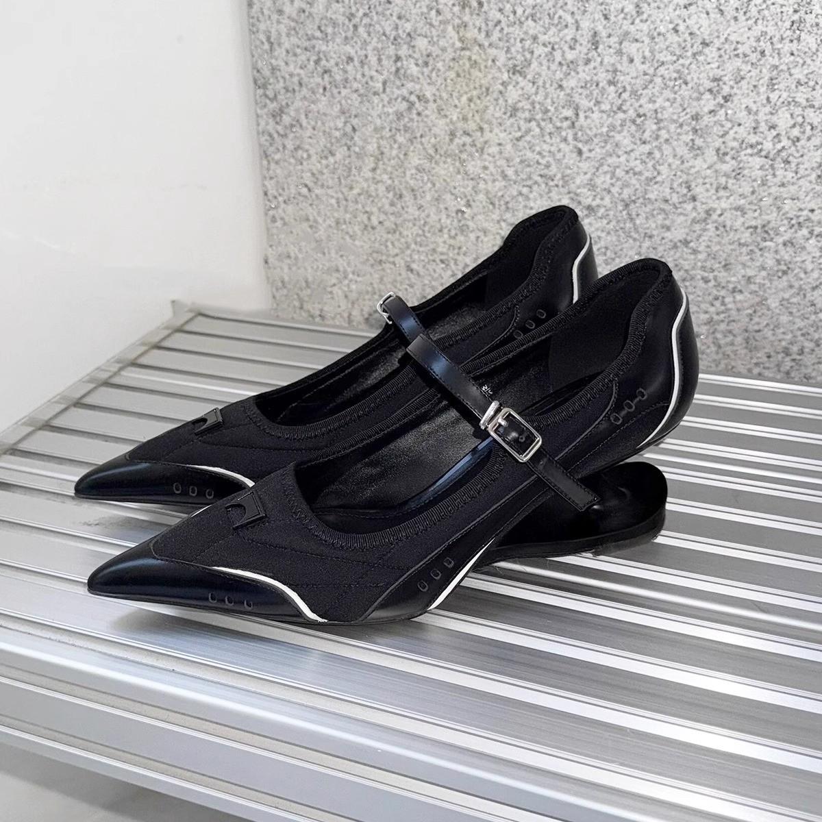 

Модная женская обувь на высоком каблуке необычной формы с острым носком для осени, новая элегантная обувь с мелким вырезом и нескользящей низкой верхней частью. 43 чёрный