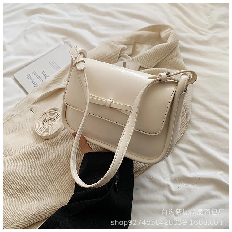

2025 Korean version of fashion handbag women s niche high-end underarm bag new versatile simple shoulder messenger bag women білий