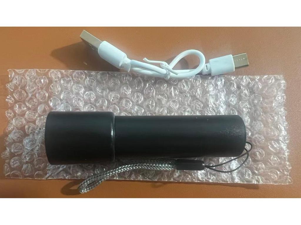All-Aluminum Long-Lasting Portable Telescopic Zoom Camping Flashlight
