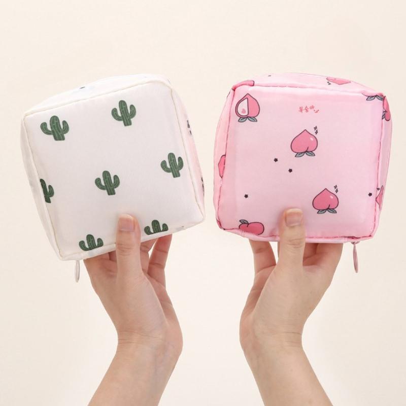 Women Sanitary Napkin Tampon Storage Bag Portable Waterproof Organizer Pouch Cartoon Pattern Sanitary Napkin Bag