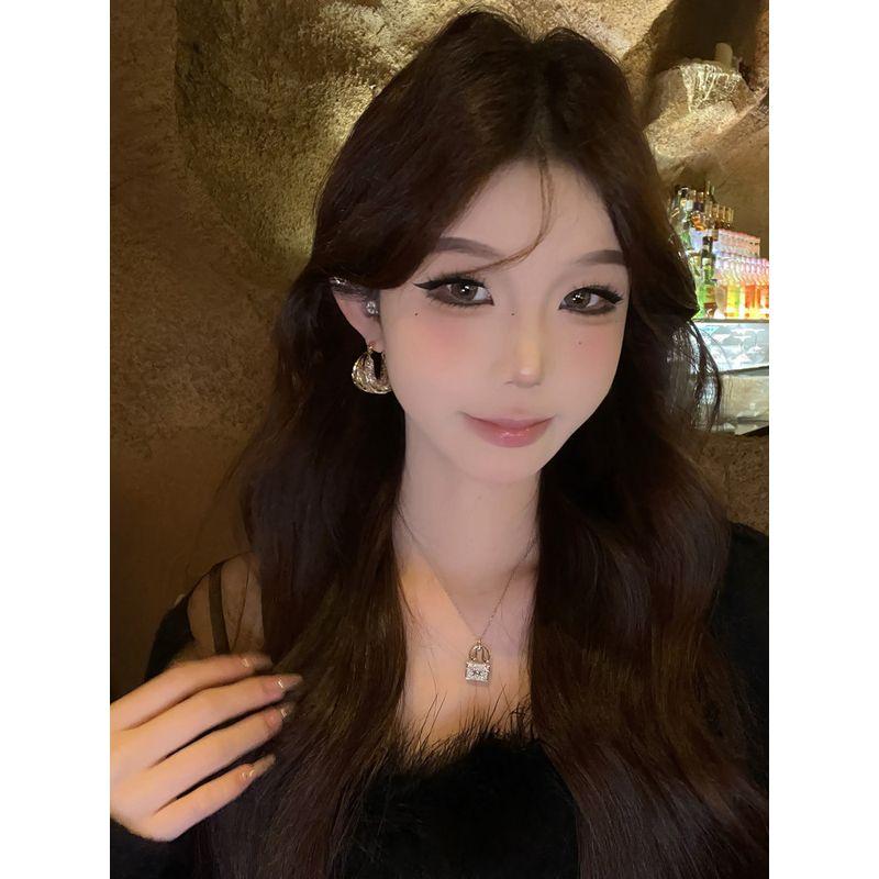 Fashion Catcher ~ Fashion Online Red Blogger Same Style Metallic Ear Clip Niche Personality Classy Exquisite Trendy Earrings