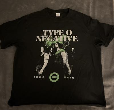 Type O Negative Mens Cropped Band Tee Shirt Size L Unisex T-Shirt