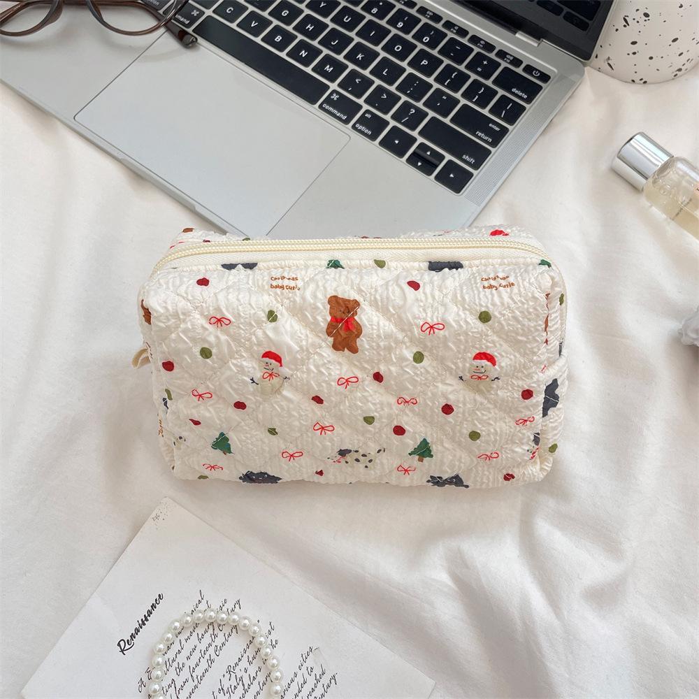 Fresh Quilted Girls' Cosmetic Bag: Large Capacity, Cute Storage, Zippered Pencil Case