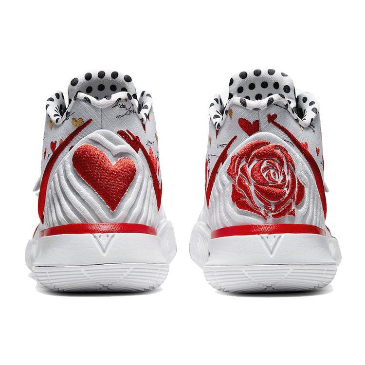 Nike Sneaker Kyrie 5 Room Mom Bianca da Uomo CU0677-100
