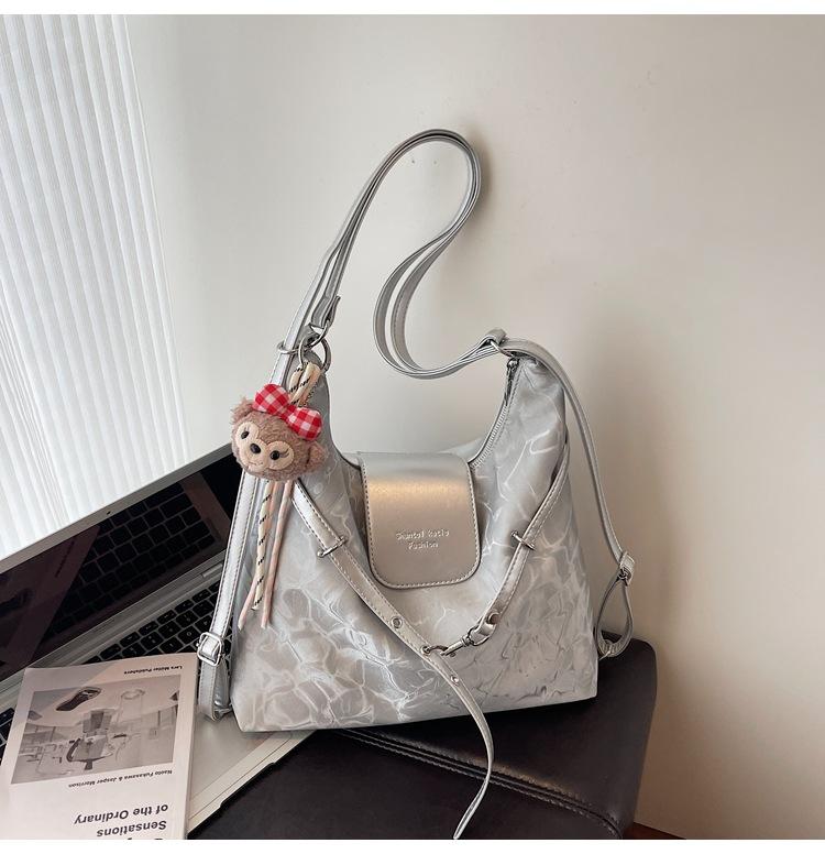 

Commuter large-capacity bag women s 2025 new niche leisure shoulder bag multi-functional versatile double shoulder tote bag tide