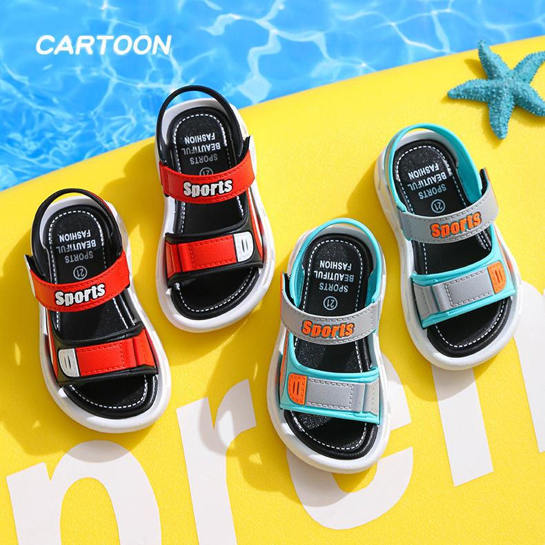 Domácí dětské cool letní nové imitace kůže ležérní žáci základních škol měkké spodní plážové chlapecké sandály