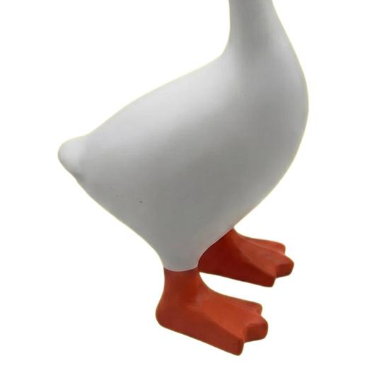 Magnetic Duck Key Holder, 6.7 Inch White Resin Table Goose Statue with Strong Magnet for Keys And Small Metal Items, Cute Decorative Organizer for
