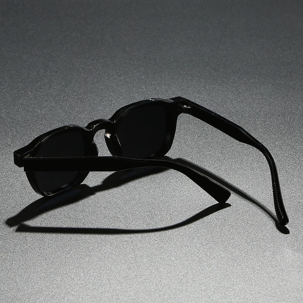 New Sunglasses Unisex Metal Core Square Sun Glasses Rivets Women Shades Driving Glasses Uv400